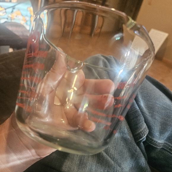 Pyrex Clear Glass Cup with Red Markings - Picture 3 of 6